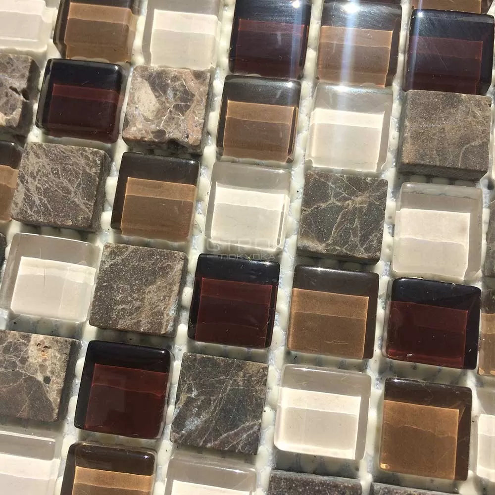 Мозаика на сетке стеклянная со вставками из натурального камня GS300